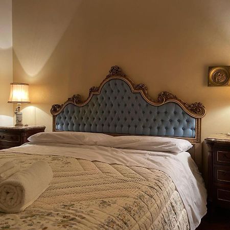 Royal Suite - Near Station & City Center Modena Exteriör bild