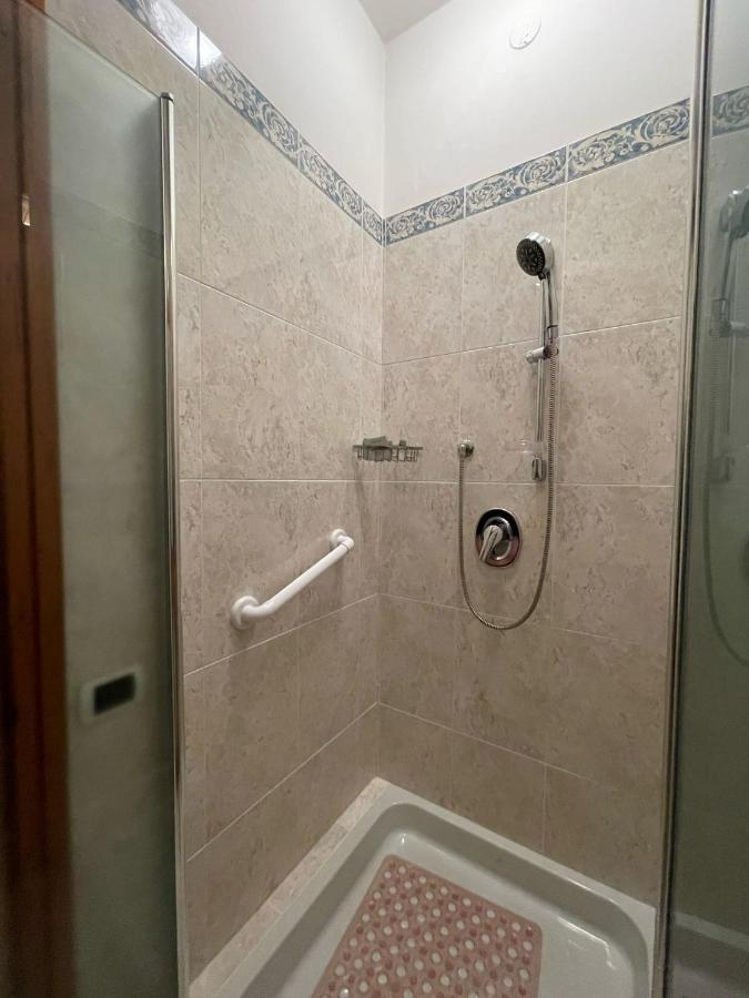 Royal Suite - Near Station & City Center Modena Exteriör bild