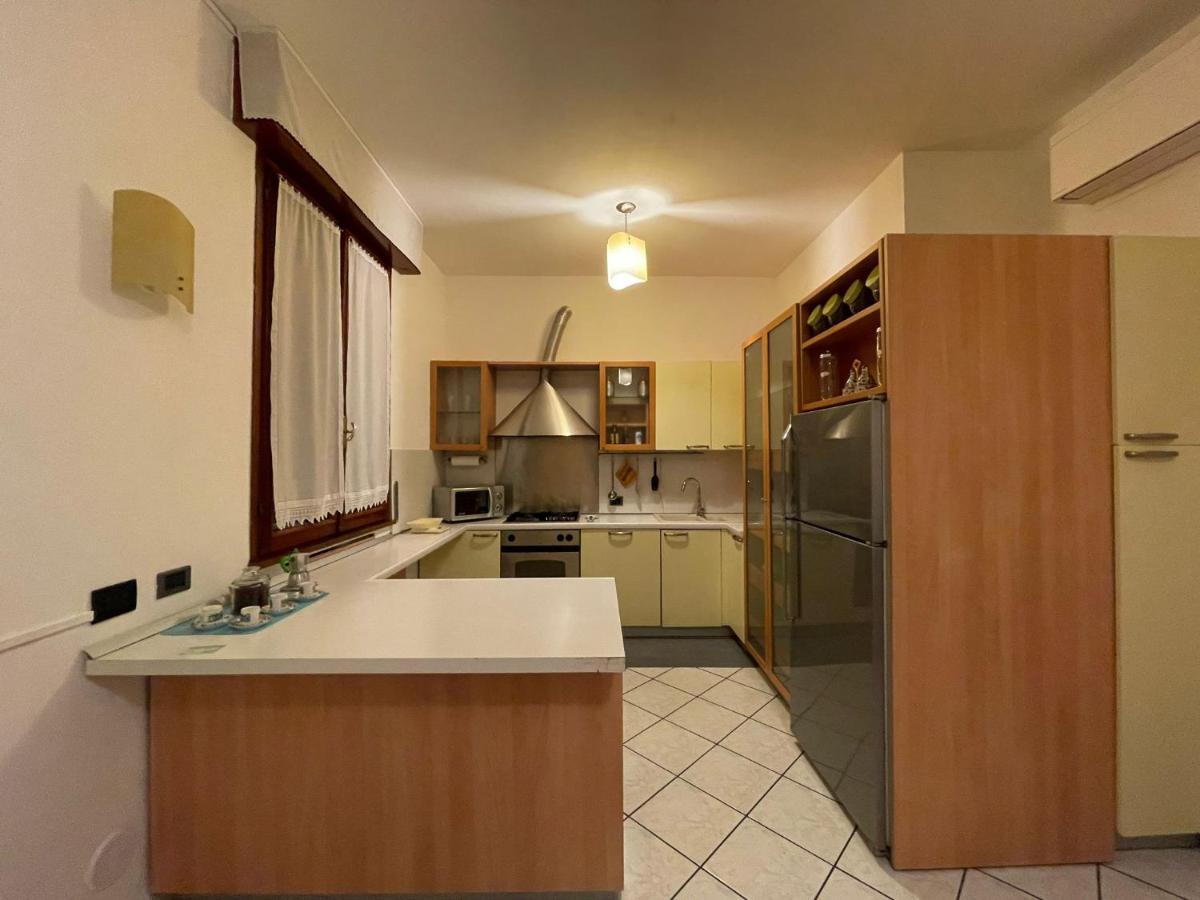 Royal Suite - Near Station & City Center Modena Exteriör bild